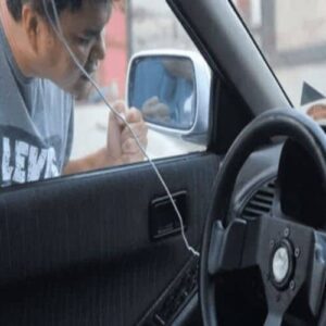 الرئيسية 10 فتح باب السيارة في الكويت بين يديك لخدمتك 24 ساعة